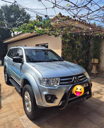 MITSUBISHI PAJERO 3.2 4X4 16V TURBO INTERCOOLER DIESEL 4P AUTOMÁTICO